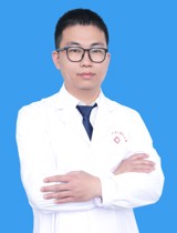 梁健